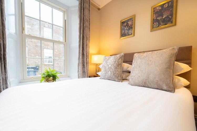 Adams Townhouse Bed & Breakfast Dingle Ngoại thất bức ảnh