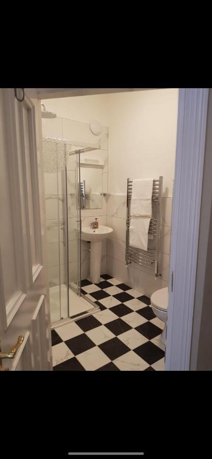 Adams Townhouse Bed & Breakfast Dingle Ngoại thất bức ảnh
